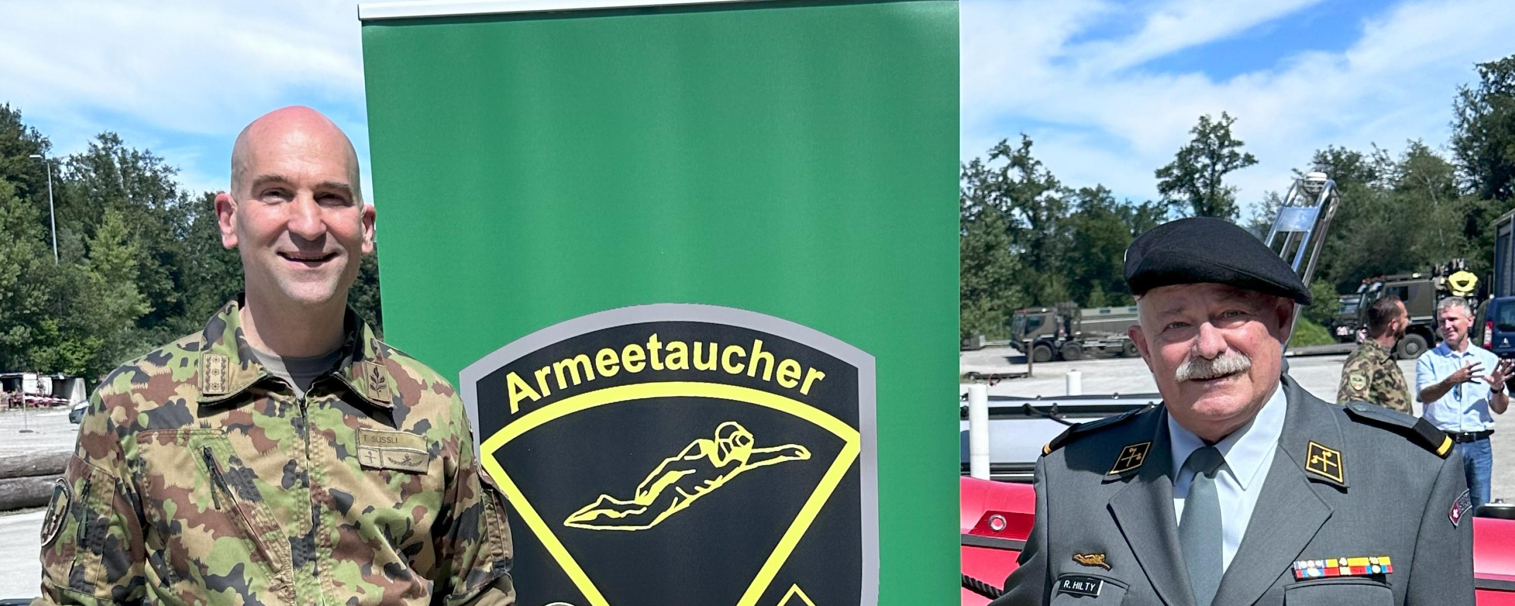 KKdt Thomas Süssli, CdA, und Robert Hilty, Zentralpräsident Dachverband Armeetaucher